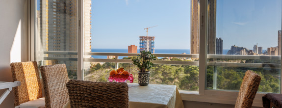 Apartment with 3 bedrooms and seaviews in Benidorm