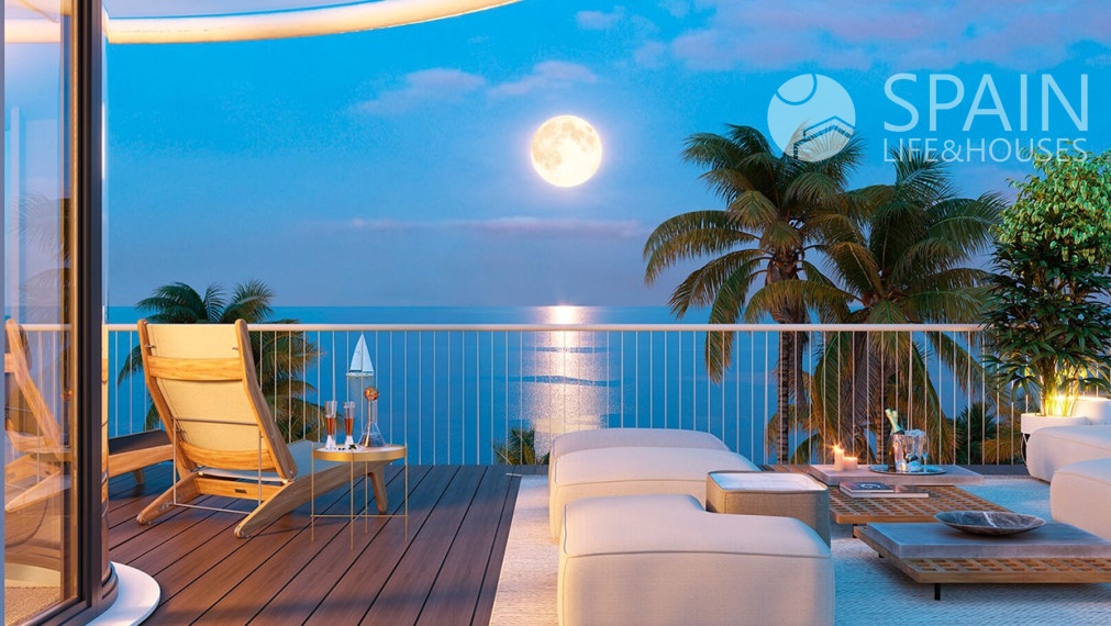 POSLEDNÝ APARTMÁN .Dreamy rezidencia - apartmány priamo na pláži v Denii výhľad na pohorie Montgó, na pláži