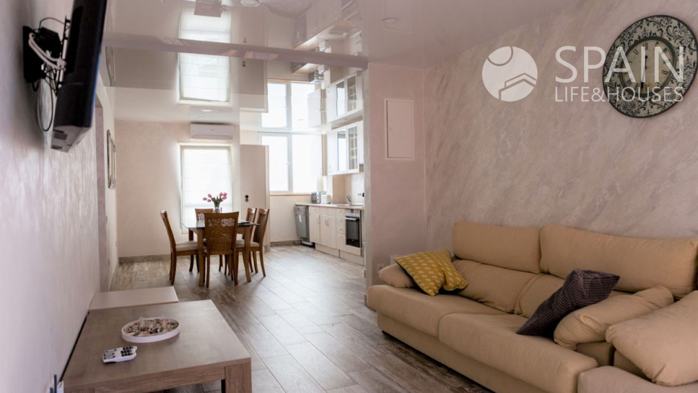 Na prenájom krásny zrekonštruovaný 3 izbový byt v blízkosti centra Denia a pláže, Costa Blanca