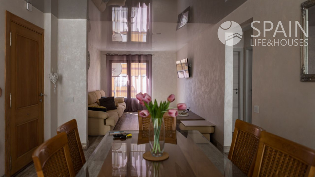 Na prenájom krásny zrekonštruovaný 3 izbový byt v blízkosti centra Denia a pláže, Costa Blanca