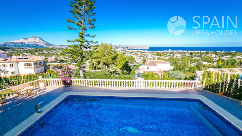 Luxusná 7-izbová vila s výhľadom na more v Javea, Costa Blanca