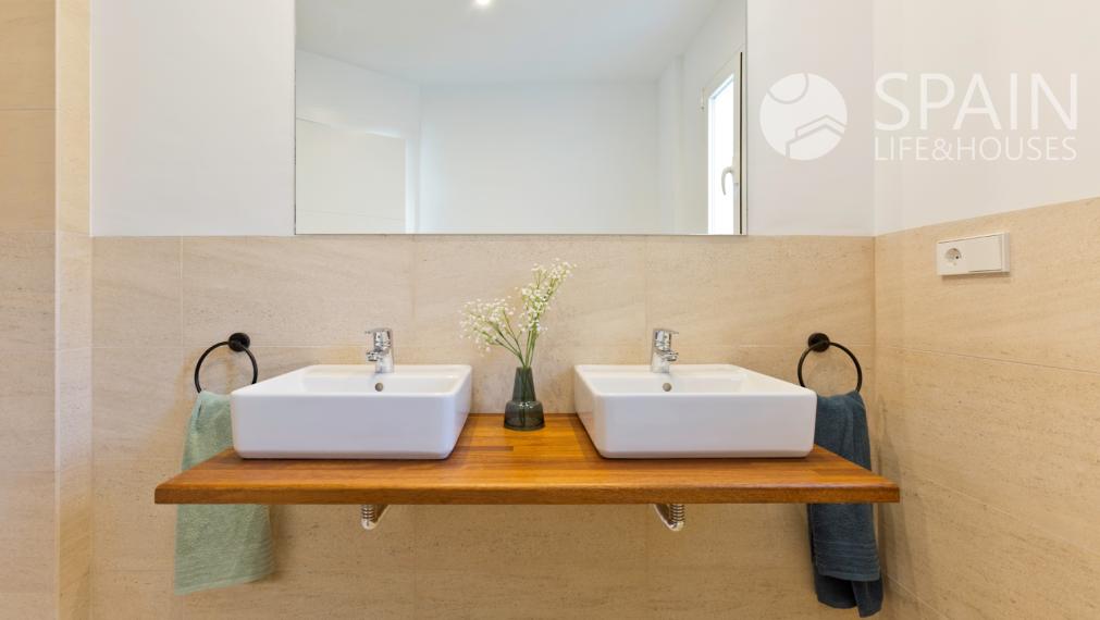 Nový a kompletne zariadený 3-spálňový apartmán v ALTEA Costa Blanca sever