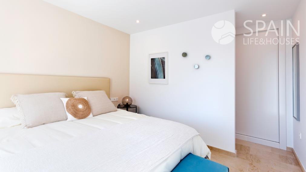 Nový a kompletne zariadený 3-spálňový apartmán v ALTEA Costa Blanca sever