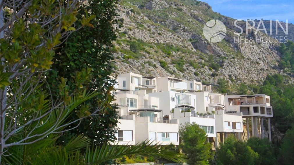 Nový a kompletne zariadený 3-spálňový apartmán v ALTEA Costa Blanca sever