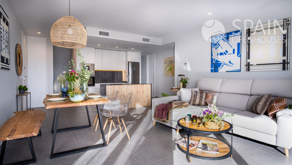 Posledné domy vo fáze E. Novostavba 2 a 3-izbových domov s bazénom, Polop de la Marina, Alicante