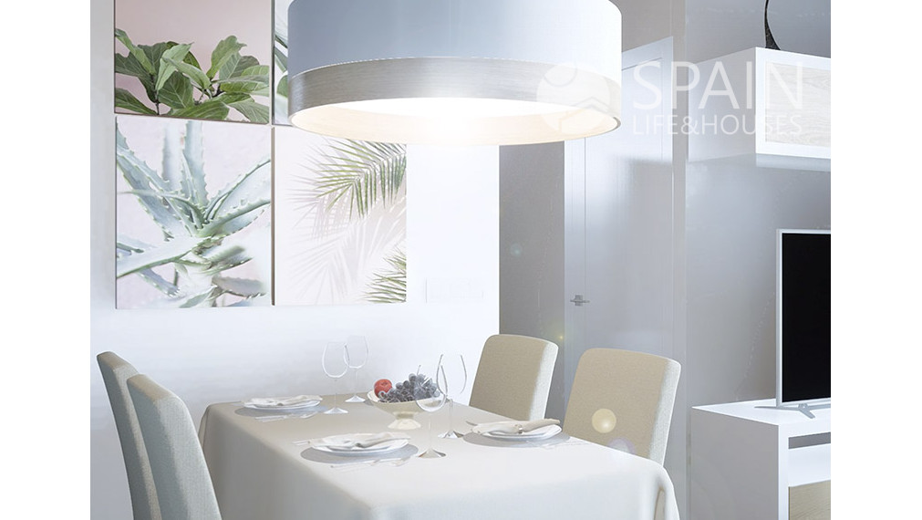 Kompletne zariadený 2- spálňový apartmán ( s názvom "Mestské Záhrady") v prvej línii pri mori so spoločnými bazénmi a vírivkami, Oropesa, Valencia