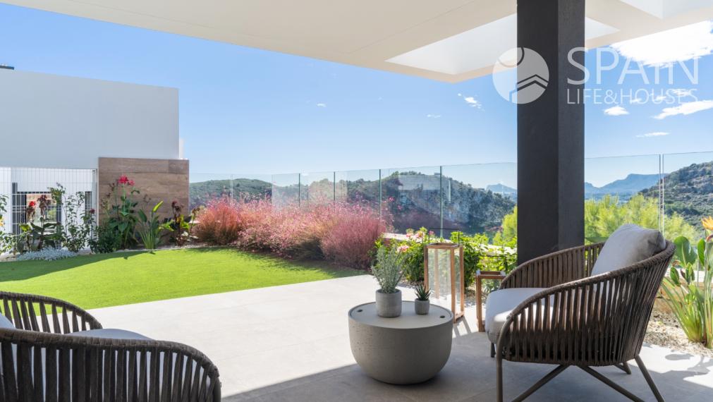 Nový, luxusný  2 spálňový apartmán so spoločným bazénom v Cumbre del Sol, Costa Blanca