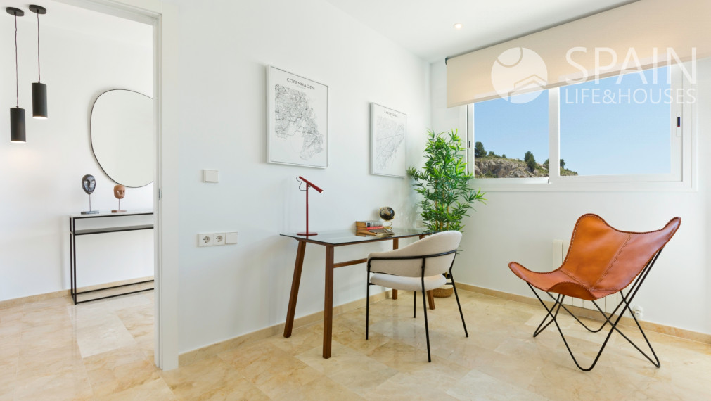 Rezidenčná presvetlená vila so 4 spálňami s privátnym bazénom s jedinečnou architektúrou v ALTEA, Costa Blanca Sever