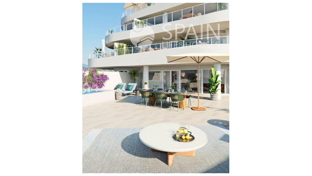 Prémiový 3 a 4 izbový apartmán s výhľadom na more v rezidenčnom komplexe s bazénmi a wellness, 800 m od mora, v blízkosti Valencie