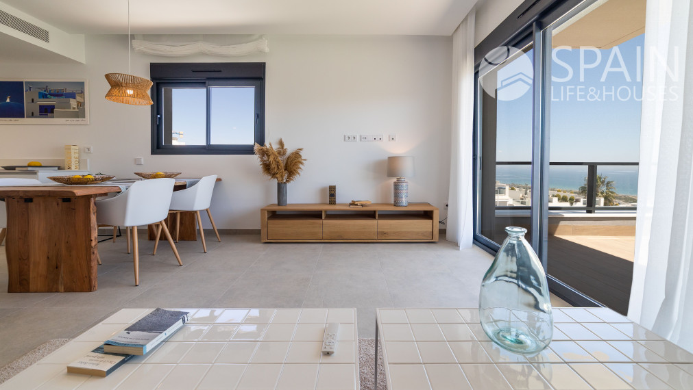 Nové apartmány s terasou a krásnym výhľadom na more v kľudnej časti Gran Alacant , Costa Blanca