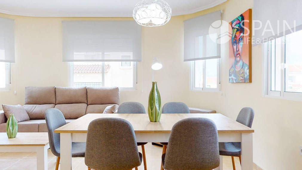 Nové bungalovy s 2 spálňami 8 km od pláže v San Miguel de Salinas, Costa Blanca juh. Dokončené.