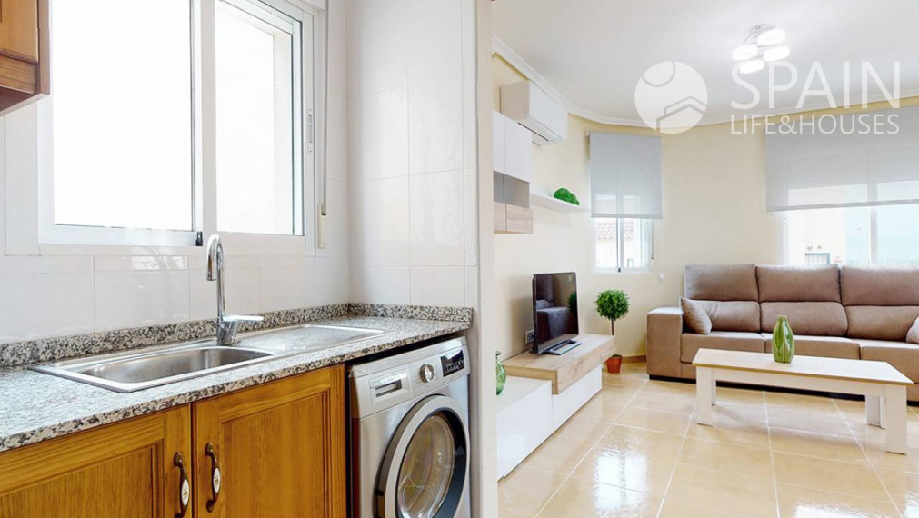 Nové bungalovy s 2 spálňami 8 km od pláže v San Miguel de Salinas, Costa Blanca juh. Dokončené.