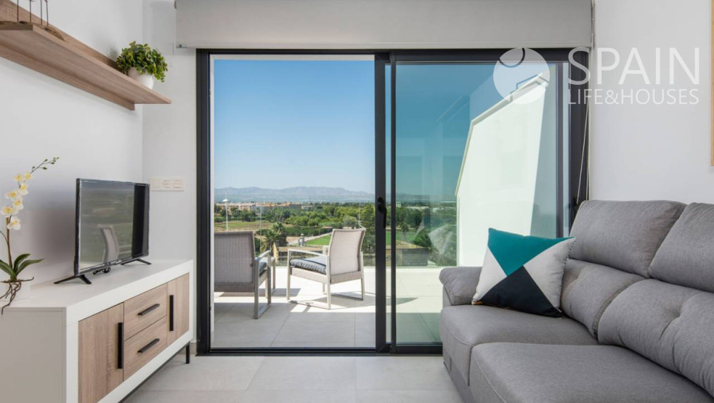 Fantastické nové apartmány s 2 spálňami a bazénom v Benijofare na pobreží Costa Blanca južne 8 km od pláže. Dodanie koniec roka 2022