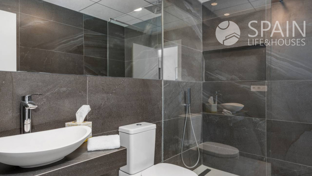 Fantastické nové apartmány s 2 spálňami a bazénom v Benijofare na pobreží Costa Blanca južne 8 km od pláže. Dodanie koniec roka 2022