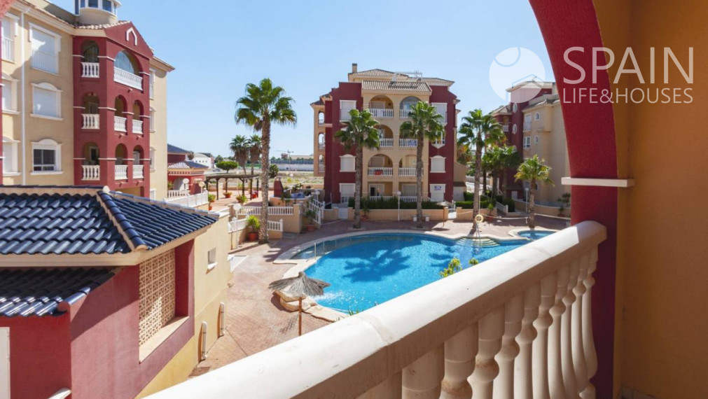 Novopostavený apartmán s 2 spálňami a 2 kúpeľňami 10 minút od pláže v Los Alcazares, Murcia, Španielsko. Dokončené.