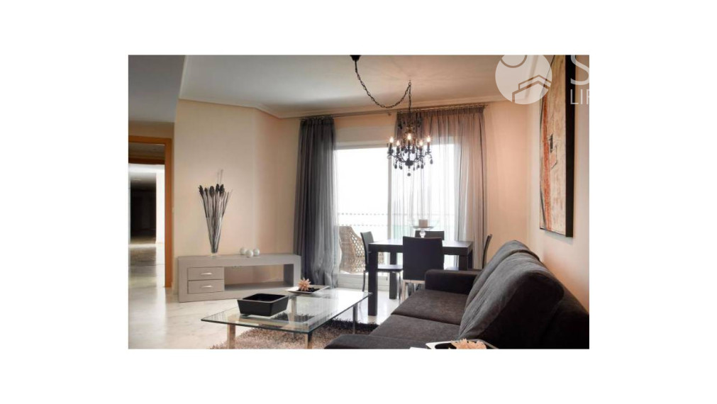 Novstavba v Villajoyosa, Benidorm, Alicante 400 metrov od pláže. Dokončené.