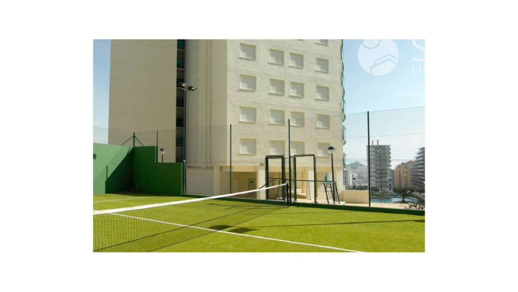 Novstavba v Villajoyosa, Benidorm, Alicante 400 metrov od pláže. Dokončené.