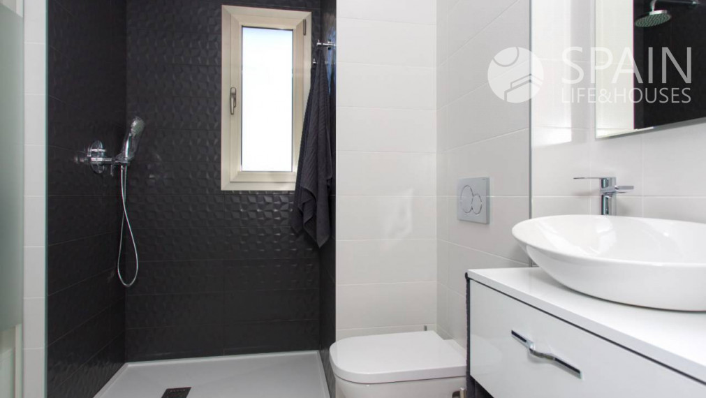 Novostavba podkrovného bytu s 3 spálňami a spoločným wellness/bazénom v la Zenia, Orihuela Costa, Alicante