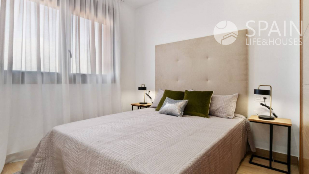 Novostavba prízemných bungalovov s 2 spálňami v meste Torrevieja, Alicante