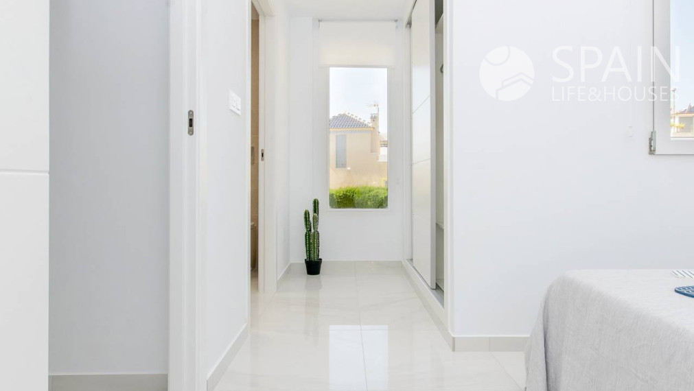 Novostavba, Bungalovy v Torrevieja, Alicante, Costa Blanca- blízko pláže aj centra