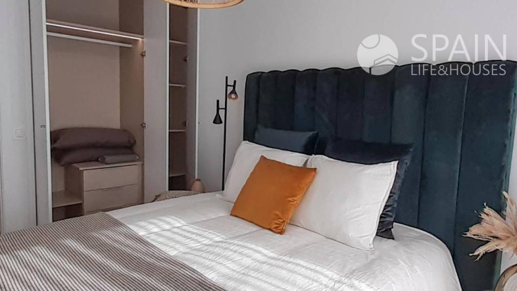 POSLEDNÁ!! Exkluzívna luxusná vila 1,9 km od mora so súkromným bazénom v San Pedro del Pinatar, Murcia. Dodanie v prvej polovici roka 2023