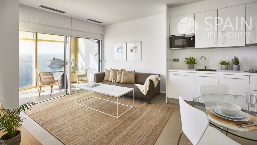 Nové luxusné apartmány v najvyššej budove Európy len 200 m od mora v Benidorme; Costa Blanca