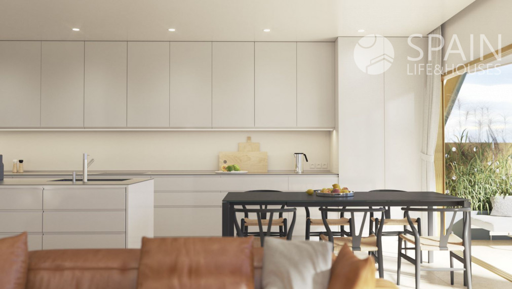 Nové luxusné apartmány v najvyššej budove Európy len 200 m od mora v Benidorme; Costa Blanca