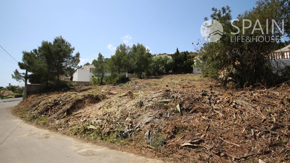 Stavebný pozemok 3 km od mora, o rozlohe 1.000 m2 v Javea