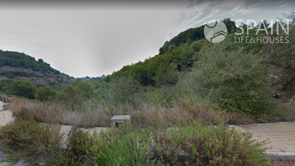 Stavebný pozemok  s výhľadom na more v blízkosti historického centra mesta Javea