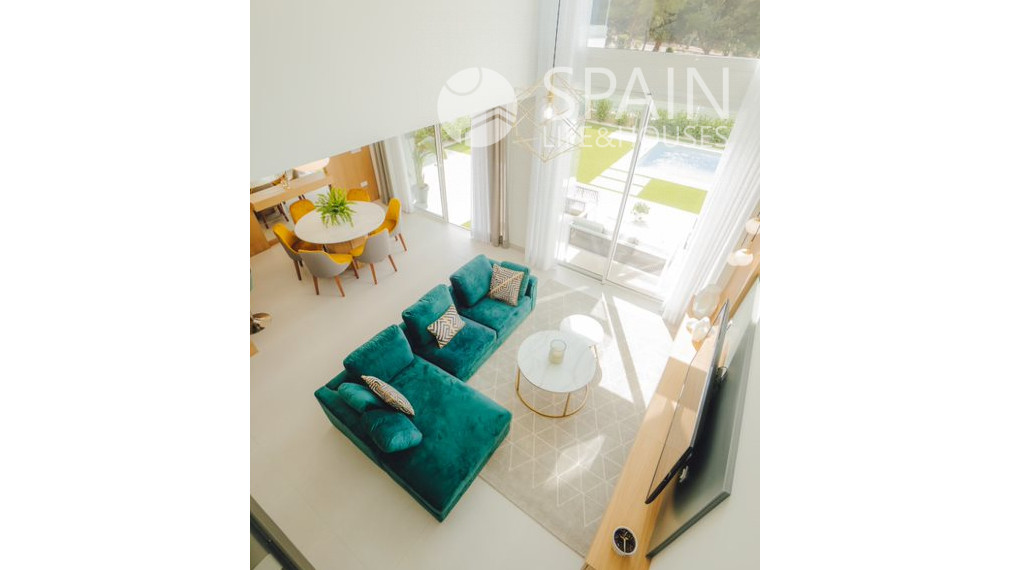 Novostavba! Nádherné vily vo Finestrat, 3-4 km od pláže, pri meste Benidorm. Dokončenie SEPT 2022