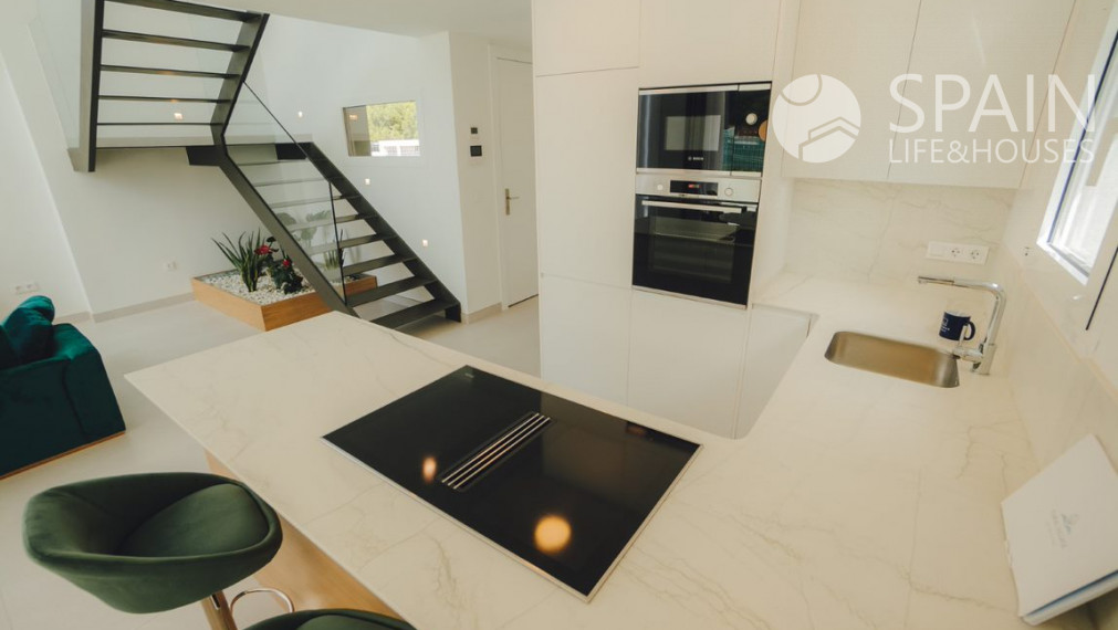 Novostavba! Nádherné vily vo Finestrat, 3-4 km od pláže, pri meste Benidorm. Dokončenie SEPT 2022