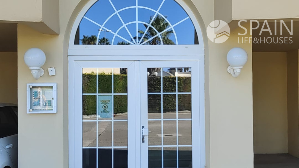 Veľkolepý 3 spálňový byt s výhľadom na golf; Oliva Nova iba 500 m od mora