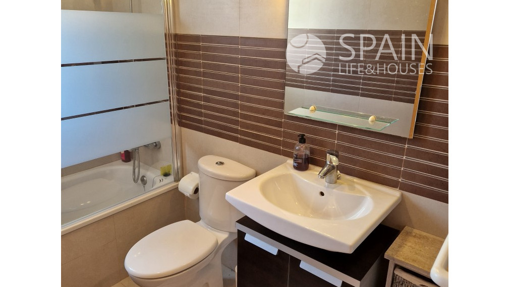 Na prenájom úžasný 3 spálňový apartmán v pokojnej oblasti El Verger (DENIA) len 6 minút chôdze od pláže