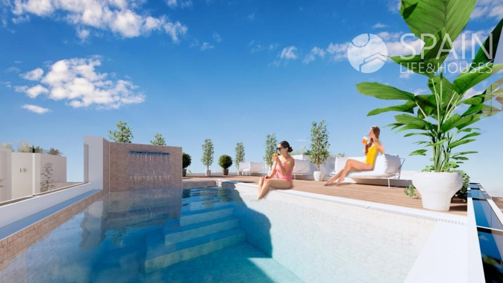 Veľkolepý apartmán s bazénom len 600 metrov od pláže v Torrevieja, Costa Blanca juh