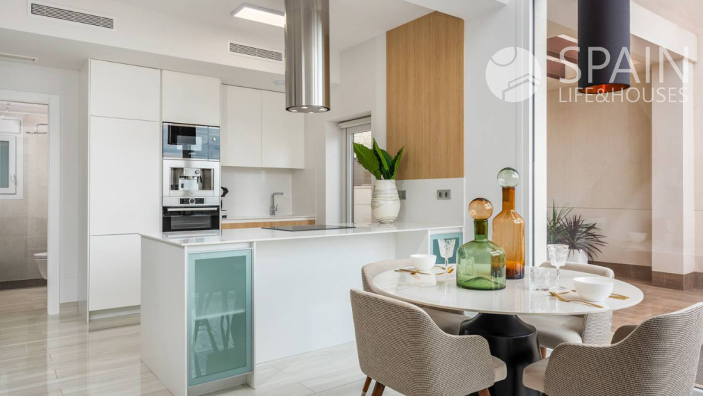 Exkluzívne luxusné vily v Rojales so súkromným bazénom, 5 km od pláže a golfového ihriska.