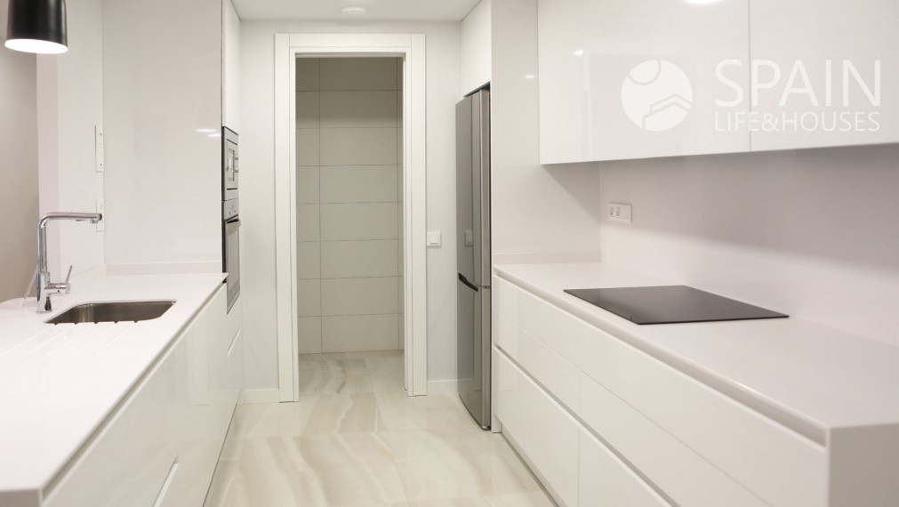 Nové rezidenčné apartmány s fantastickým výhľadom len pár minút od mora v Benidorme, Costa Blanca