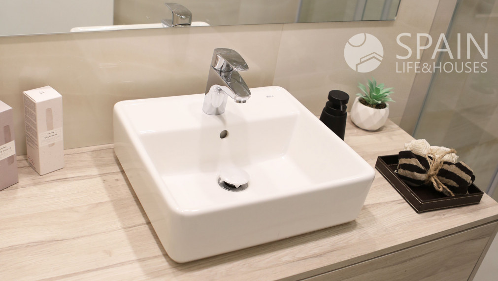 Nové rezidenčné apartmány s fantastickým výhľadom len pár minút od mora v Benidorme, Costa Blanca