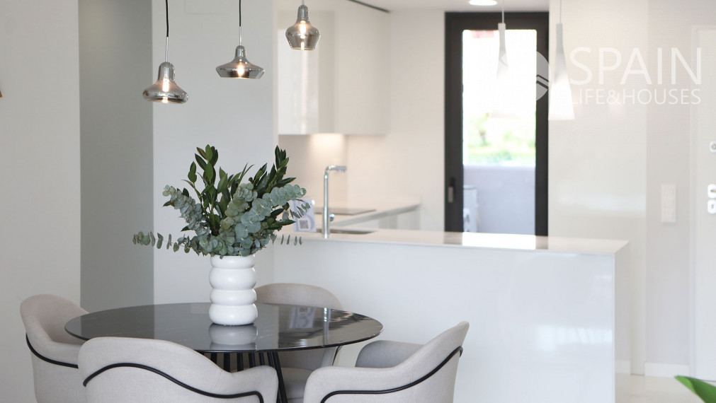 Nové rezidenčné apartmány s fantastickým výhľadom len pár minút od mora v Benidorme, Costa Blanca