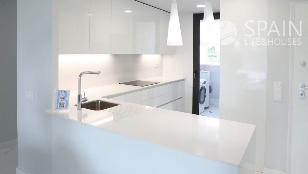 Nové rezidenčné apartmány s fantastickým výhľadom len pár minút od mora v Benidorme, Costa Blanca