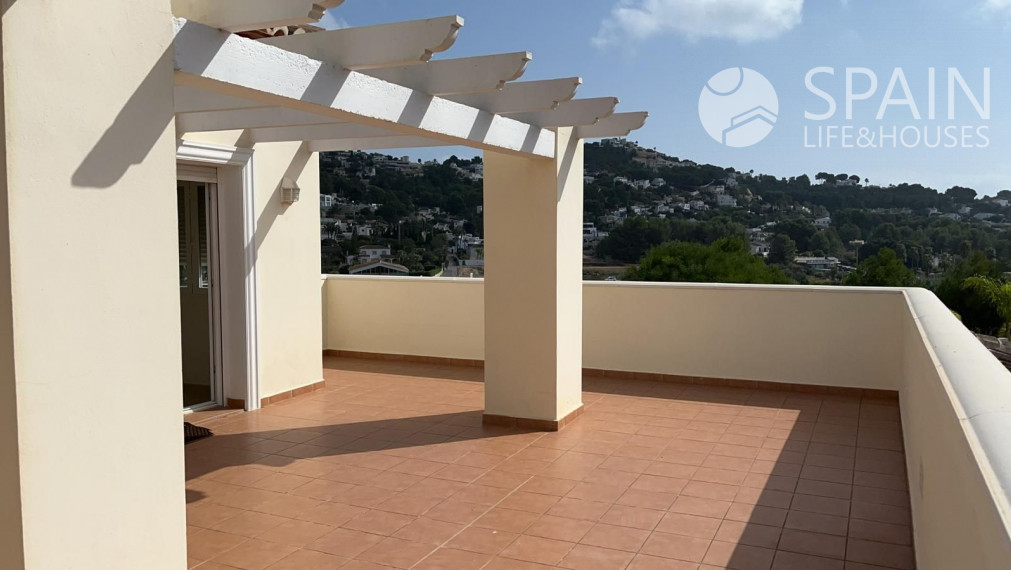 Nádherná 4 spálňová vila s bazénom v exkluzívnej časti len 10 minút od pláže, Moraira, Costa Blanca sever