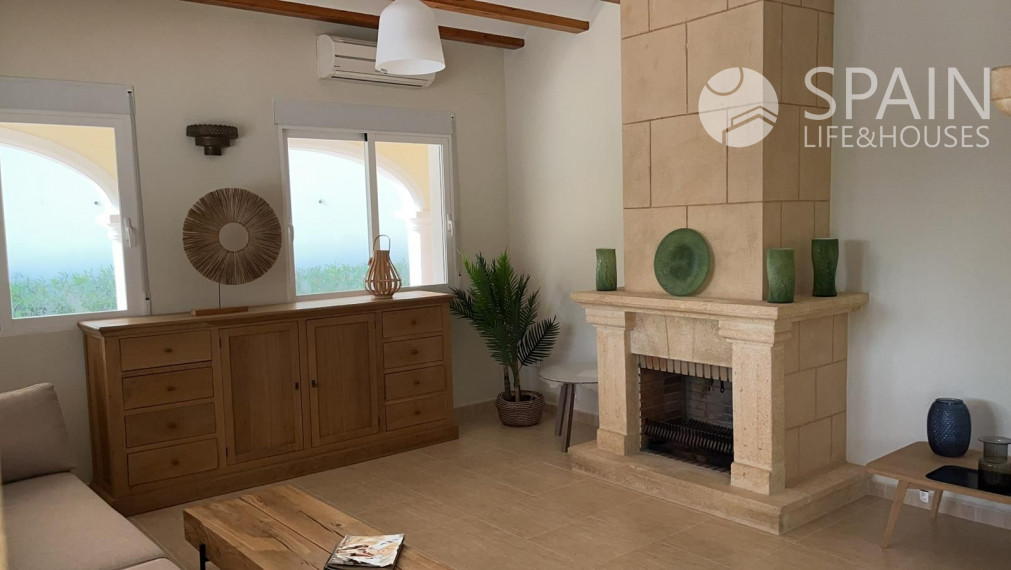 Nádherná 4 spálňová vila s bazénom v exkluzívnej časti len 10 minút od pláže, Moraira, Costa Blanca sever