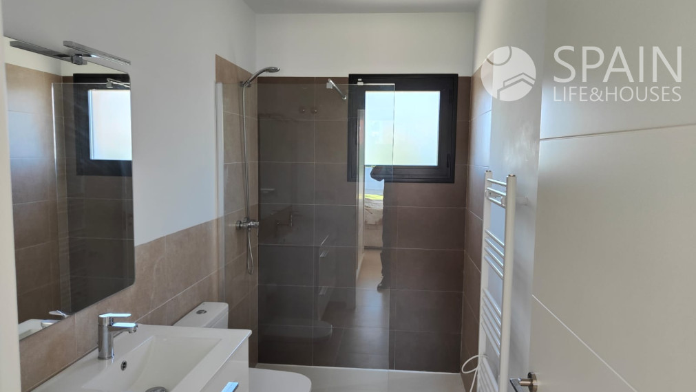 VILLA CELES. Nová samostatne stojaca vila so súkromným bazénom vo vnútrozemí, Calasparra, Murcia