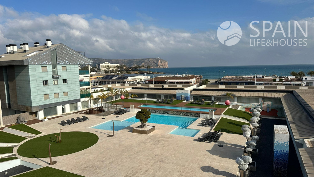 Na prenájom luxusný penthouse s výhľadom na more, len pár metrov od pláži Arenal, Jávea, Costa Blanca