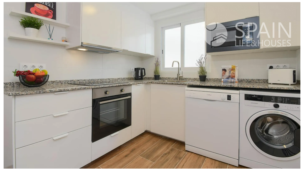 Apartmán v I.línii pri mori v Javea na prenájom