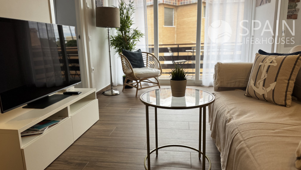 Apartmán v I.línii pri mori v Javea na prenájom