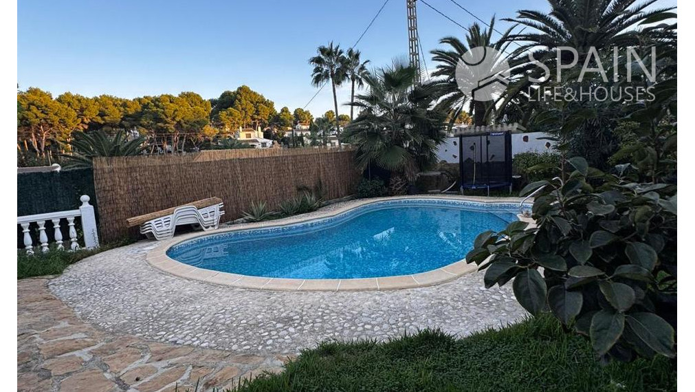 2 izbový svetlý mezonet s bazénom