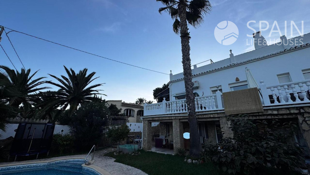 2 izbový svetlý mezonet s bazénom