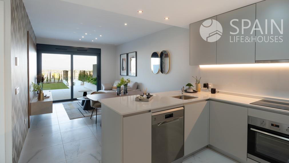 Lagúna Village – moderné bývanie medzi lagúnami v Torrevieja