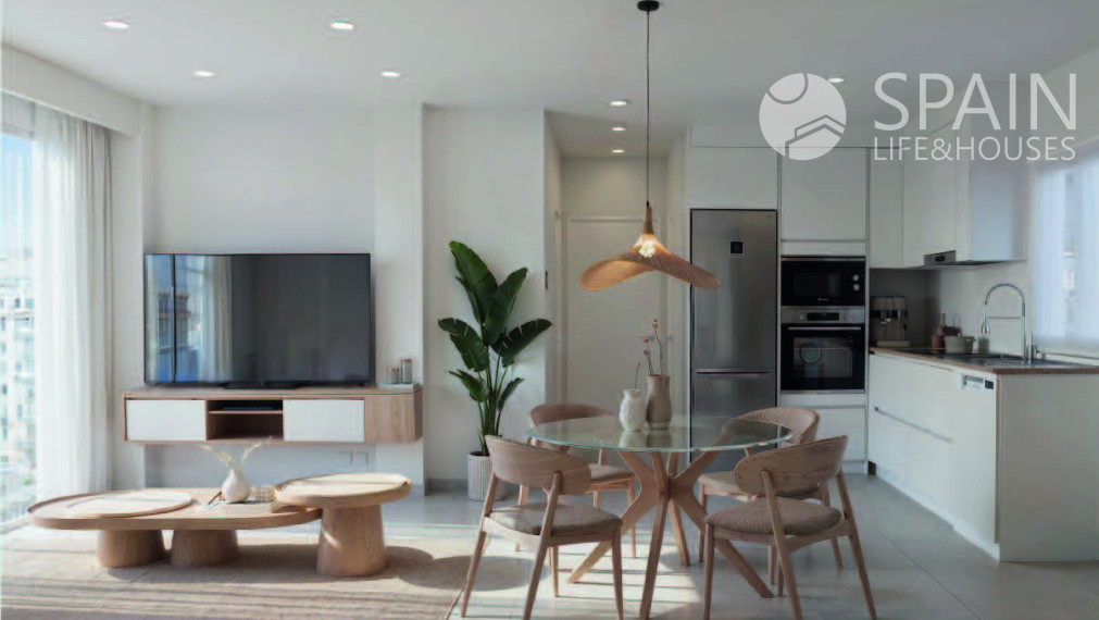 Moderný rezidenčný komplex pri mori v Torrevieje