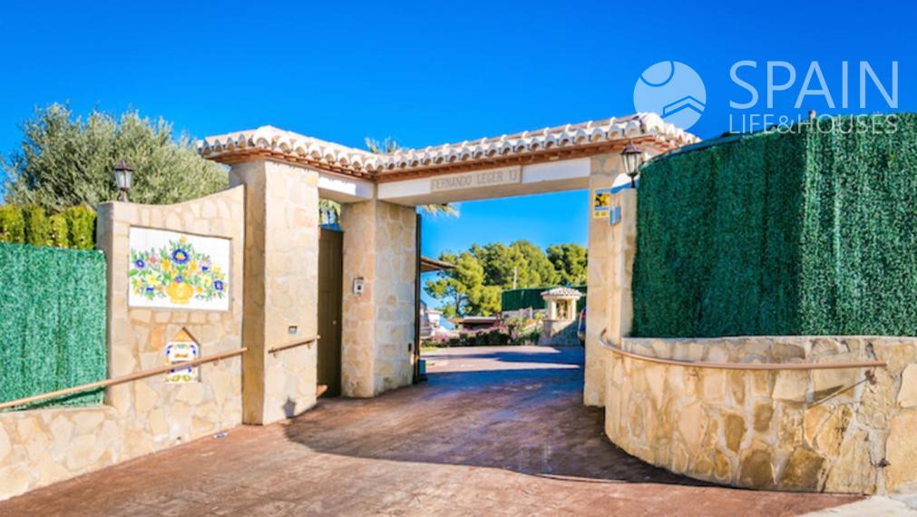 Luxurious 7-room villa with sea views in Javea, Costa Blanca